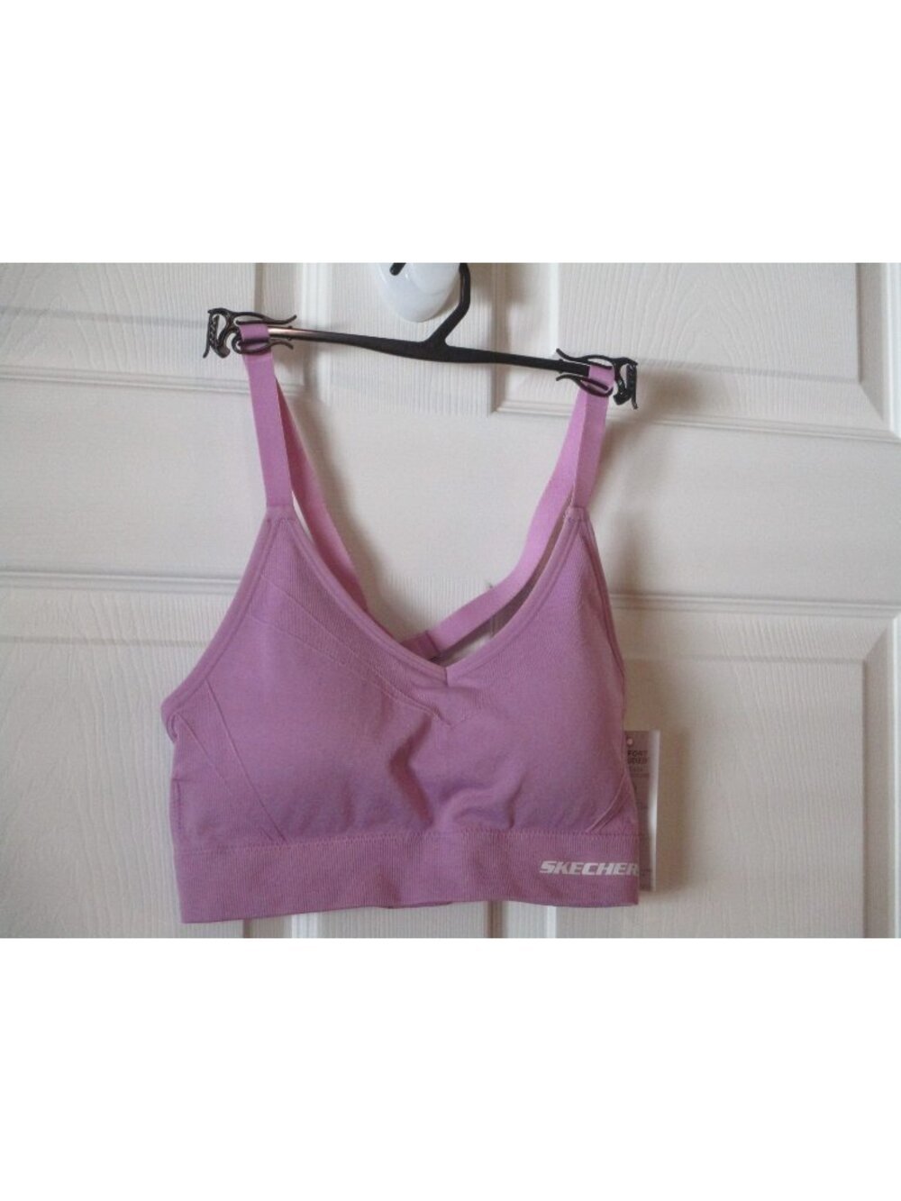 Sketchers Ladies Seamless Cami Bra Ashes of Roses V Neck Size Medium New Tags